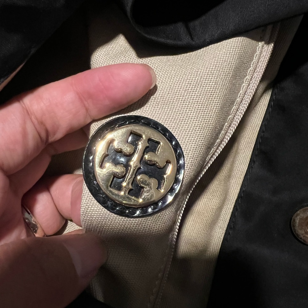 Authentic Tory Burch Ella Large Tote - Picture 11 of 11